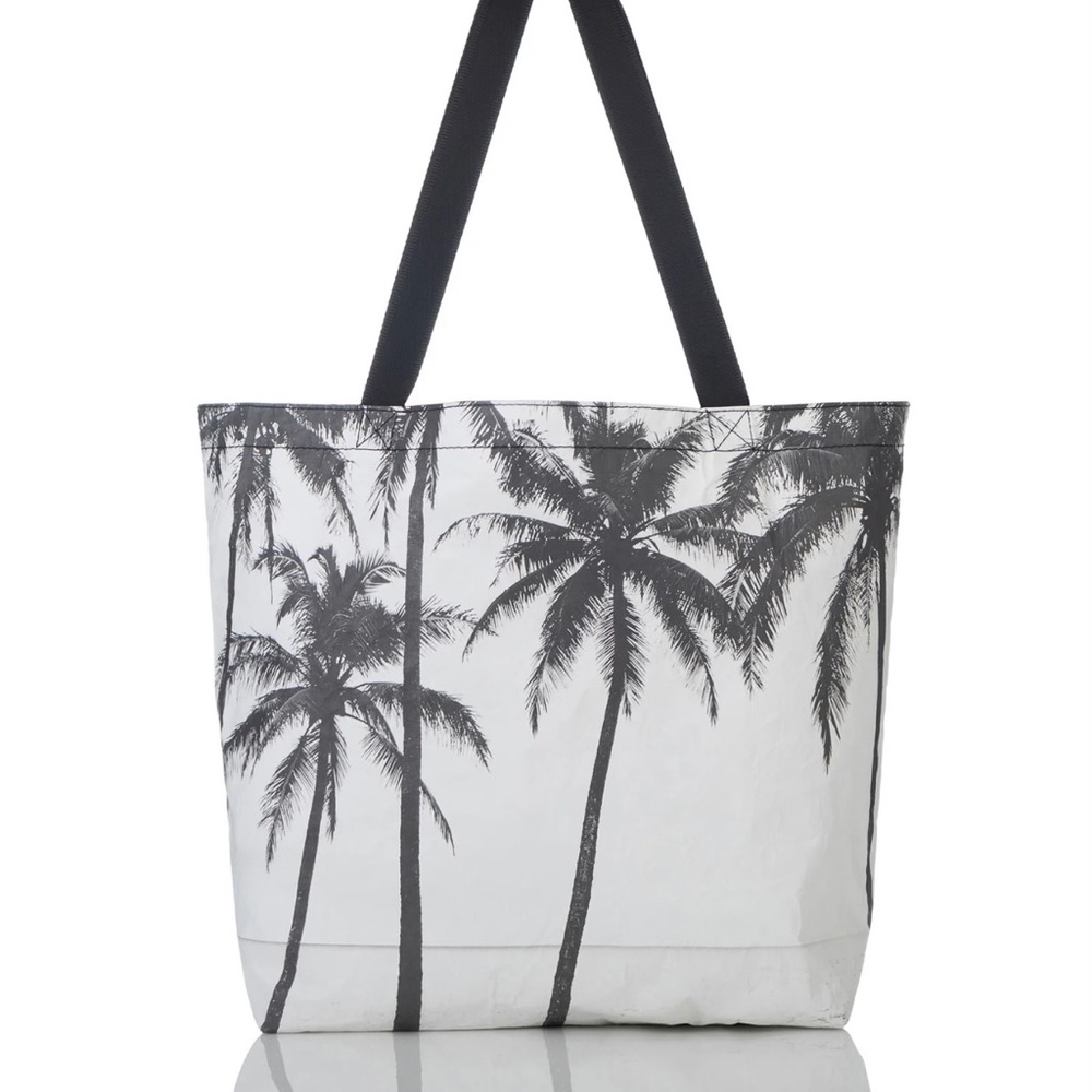Aloha Collection x Samudra Kalapana Reversible Tote